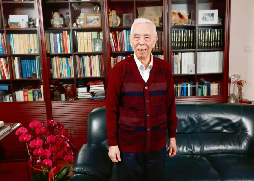 1759053933666880.png 276c087b-cbf1-480f-9869-d5622e0347e2.png